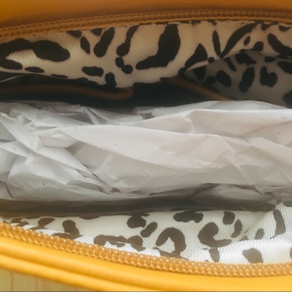 🏷 Jessica Simpson Mustard Butterfly Bag - Picture 7 of 8